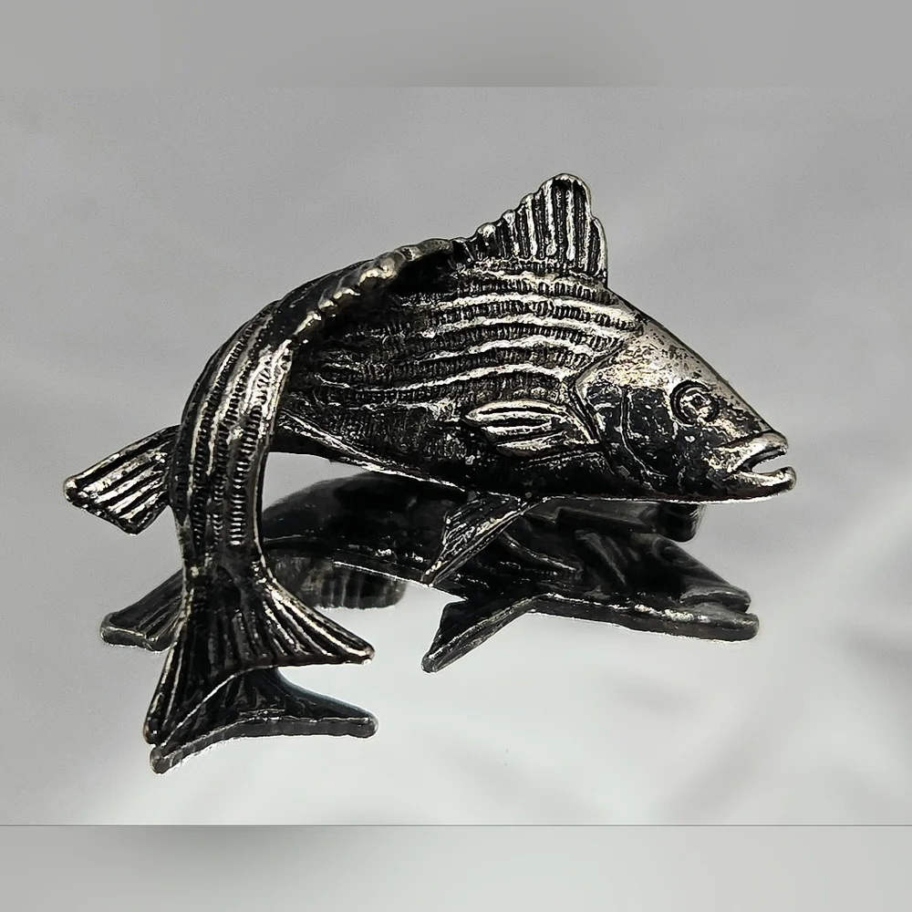 Silver Fish-Shaped Pet Ornament